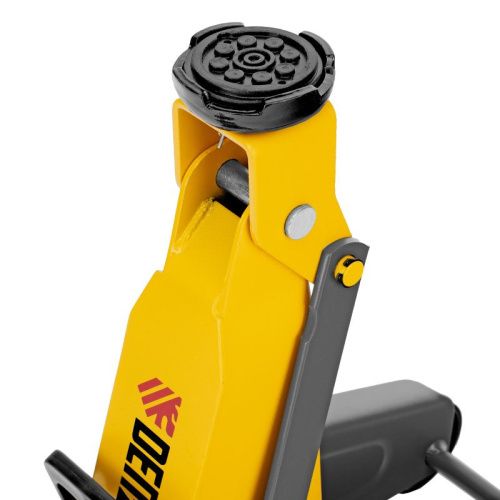 Домкрат гидравлический подкатной, 2 т, 135-385 мм Denzel-Tehinstrument