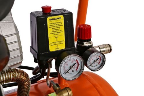 Компрессор воздушный масляный ВКС-9325С СОЮЗ, 2,4кВт, 410л/мин, 50л., прямой привод-Tehinstrument