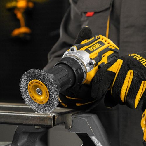 Щетка для дрели, 75 мм, Плоская, со шпилькой, нержавеющая витая проволока Denzel-Tehinstrument