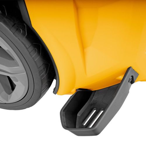 Моечная машина высокого давления R-180, 2200 Вт, 180 бар, 380 л/ч, колесная// Denzel-Tehinstrument