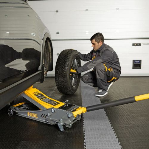 Домкрат гидравлический подкатной, 3,8 т, 110-580 мм, быстрый подъем, низкий подхват, проф. Denzel-Tehinstrument