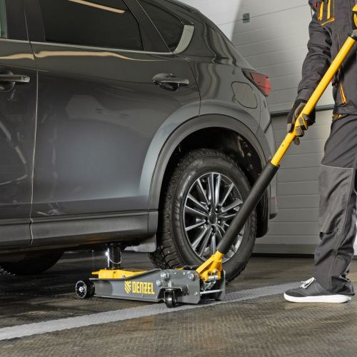 Домкрат гидравлический подкатной, 2/3 т, 98-770 мм, быстрый подъем, низ. подхват, проф, SUV Denzel-Tehinstrument