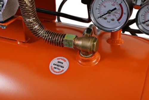 Компрессор воздушный масляный ВКС-9325С СОЮЗ, 2,4кВт, 410л/мин, 50л., прямой привод-Tehinstrument