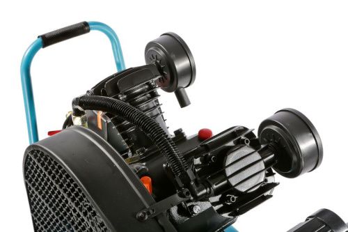 Компрессор воздушный масляный  Sturm AC93250B, 2,4кВт, 370 л/мин,50л,,ременной привод-Tehinstrument