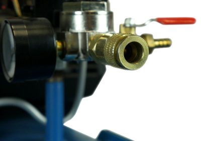 Компрессор воздушный масляный  Sturm AC93150P, 2кВт, 340л/мин, ресивер 50л, Professional-Tehinstrument