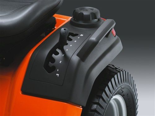 Садовый минитрактор Husqvarna TC 138 (трактор Хускварна TC 138)-Tehinstrument