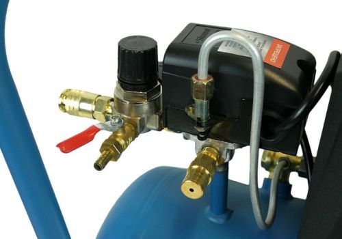 Компрессор воздушный масляный  Sturm AC93124P, 2кВт, 320л/мин, ресивер24л, прямой привод, Professional-Tehinstrument