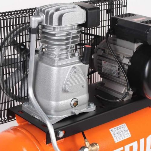 Ременной компрессор Patriot REMEZA СБ 4/С- 50 LH 20 A (компрессор Патриот Ремеза СБ 4/С- 50 LH 20 A)-Tehinstrument