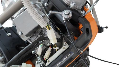 Двигатель Lifan LF2V80F-A (4500), вал ?25мм, катушка 20 Ампер датчик давл./м, м/радиатор, счетчик моточасов-Tehinstrument