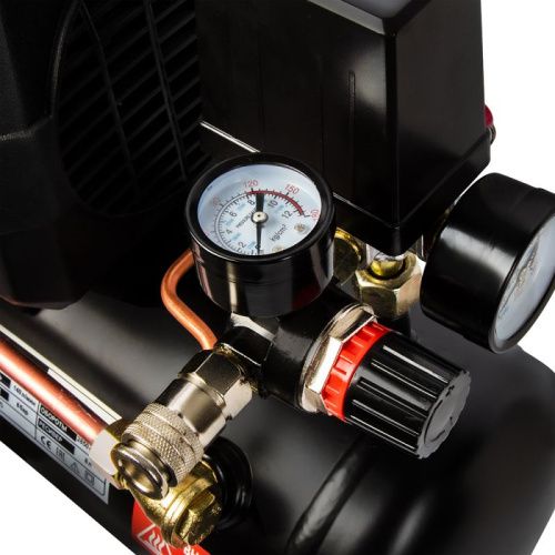 Компрессор поршневой масляный QUATTRO ELEMENTI KM 8-140-Tehinstrument