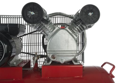 Компрессор воздушный масляный  Sturm AC931031, 2,4кВт, 370 л/мин, ресивер 100 л,  ременной привод-Tehinstrument